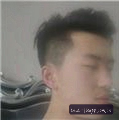 李飞